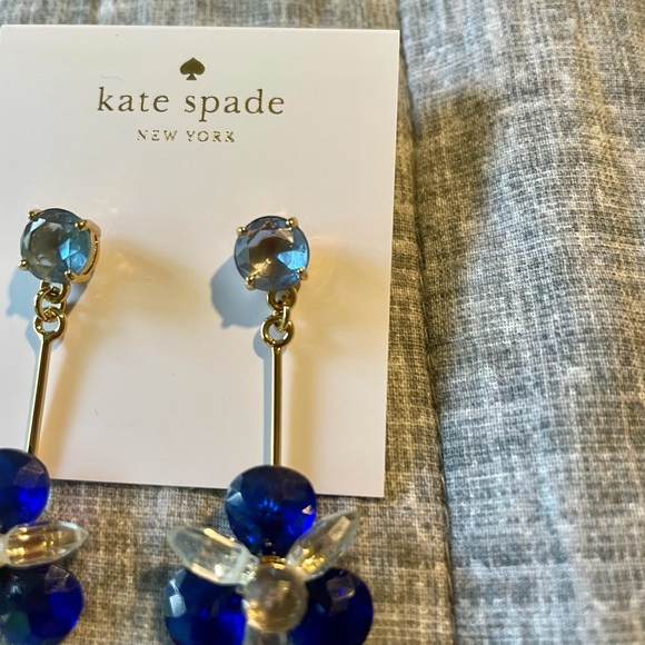 NWT Kate Spade Gold and Bead Earring 1.5” Length. Blooming Brilliant Never Worn - Picture 2 of 4